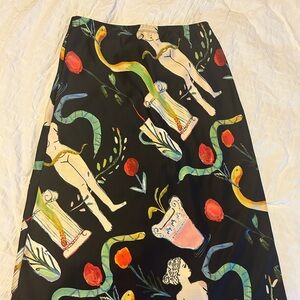 Lisa Says Gah Black Midi Skirt with Artistic Print